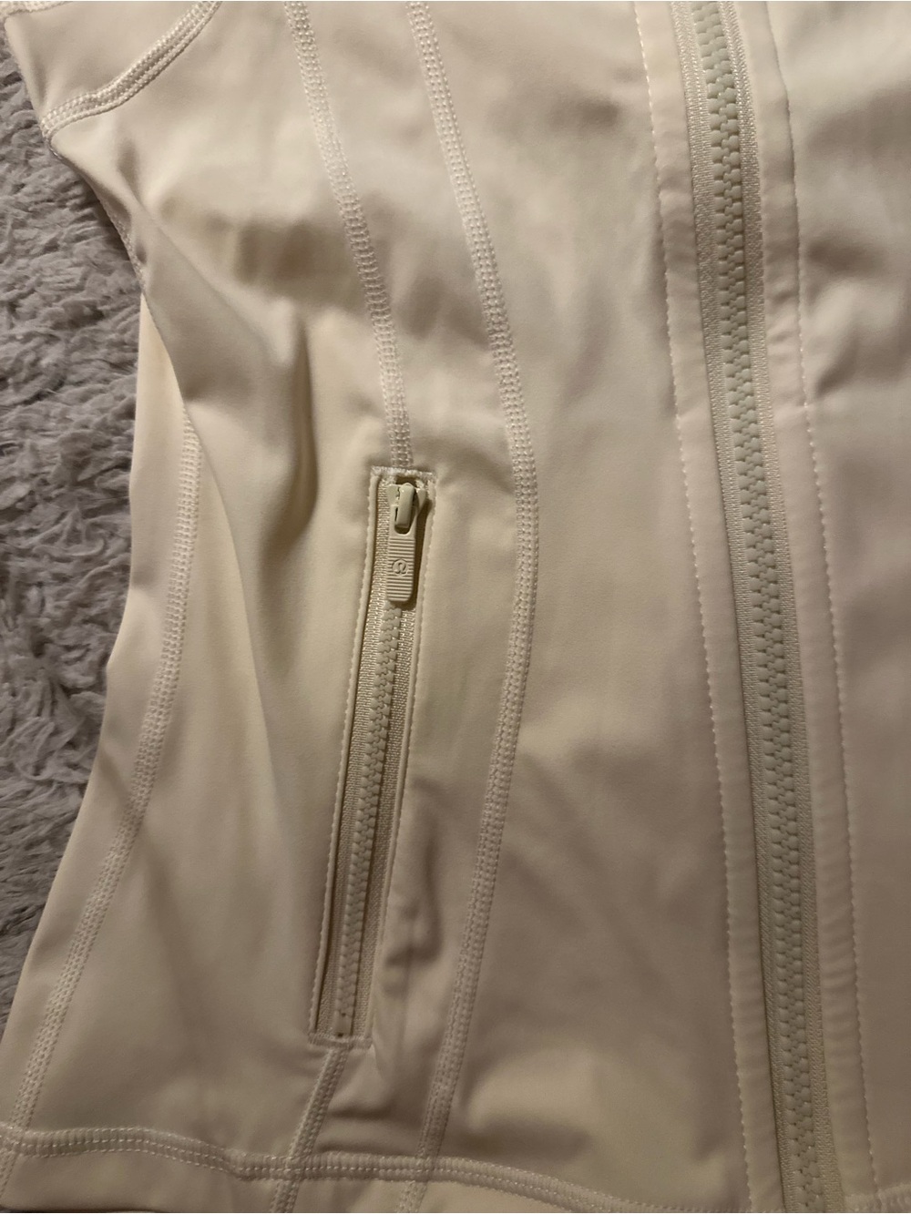 Lululemon Buttercream Set - Picture 3 of 4